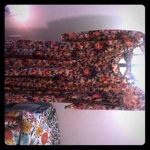 Flower power dress 💕